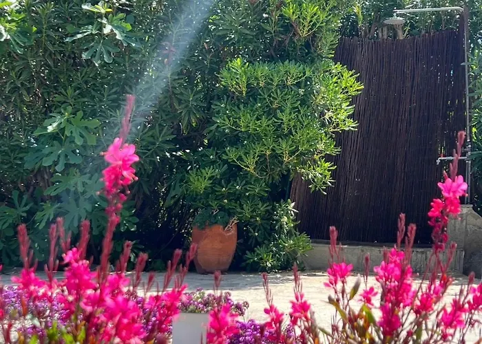 Azure Bianca 度假居 Diaporos