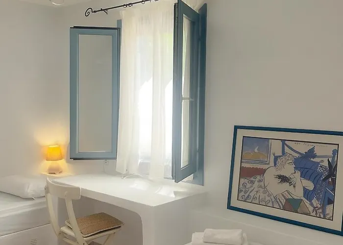 Azure Bianca Diaporos