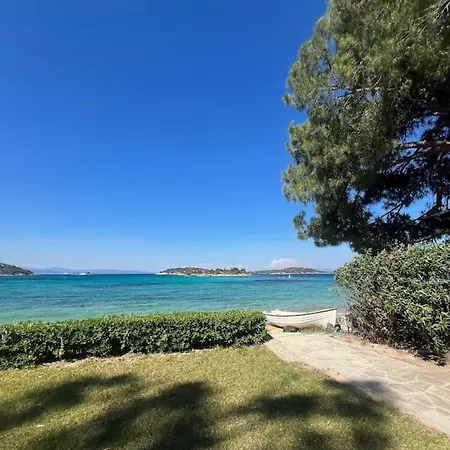 Azure Bianca * Διάπορος