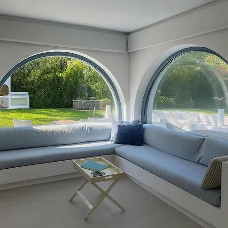 Azure Bianca * Διάπορος